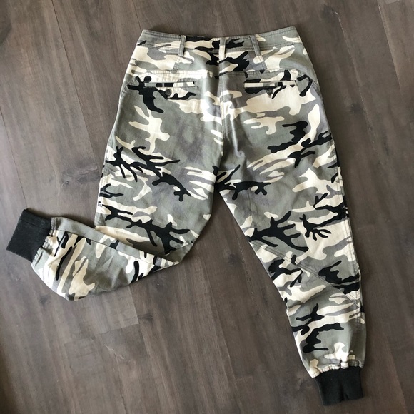 Camo James Jeans Joggers - Women’s/Unisex - Picture 2 of 6